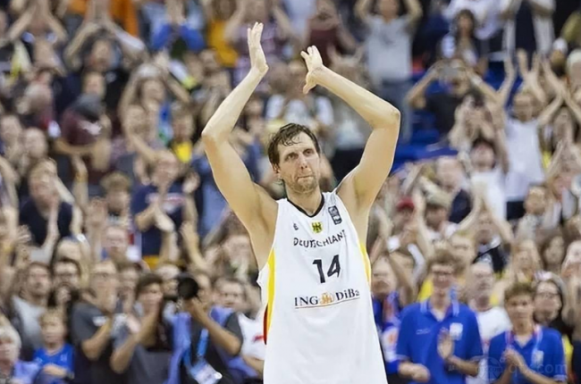 顽强扳平的 顽强扳平的